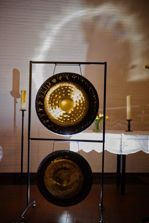 Gong-Konzert in der Kirche Büdelsdorf