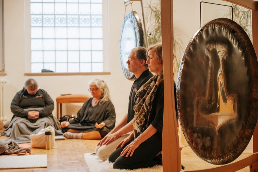 Sacred Gongs, Multi Gong Meditation im Idogo-Haus Stuttgart