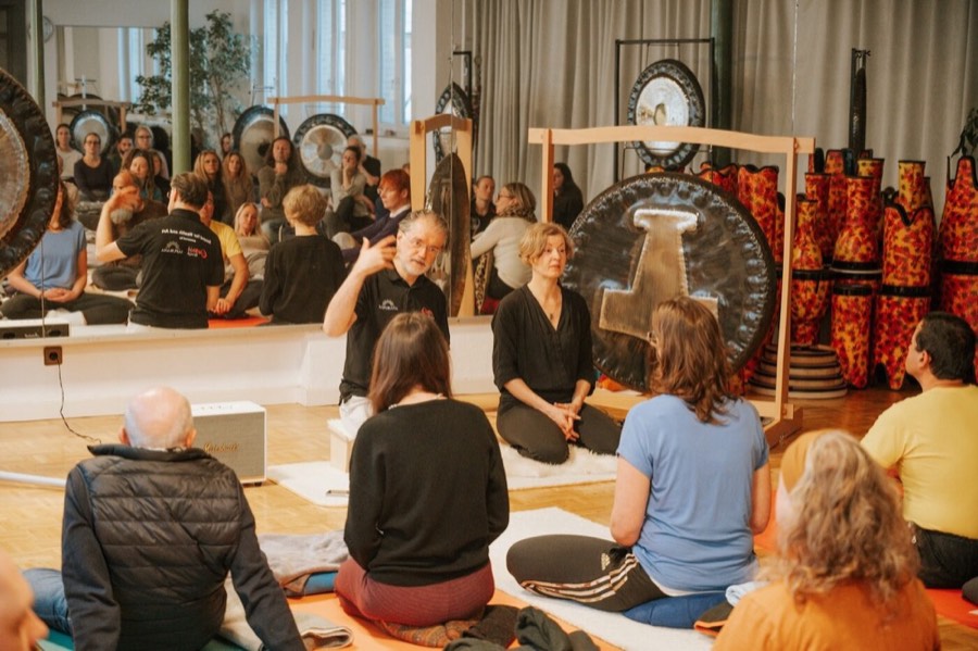 Sacred Gongs, Multi Gong Meditation im Idogo-Haus Stuttgart